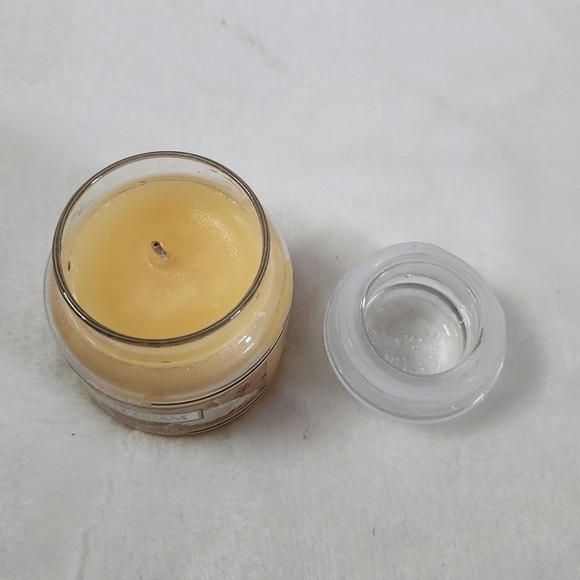 Yankee Irish Cream Candle Rare Vintage Black Band Small Jar Lid 3.7 Oz 138216 - Picture 9 of 11